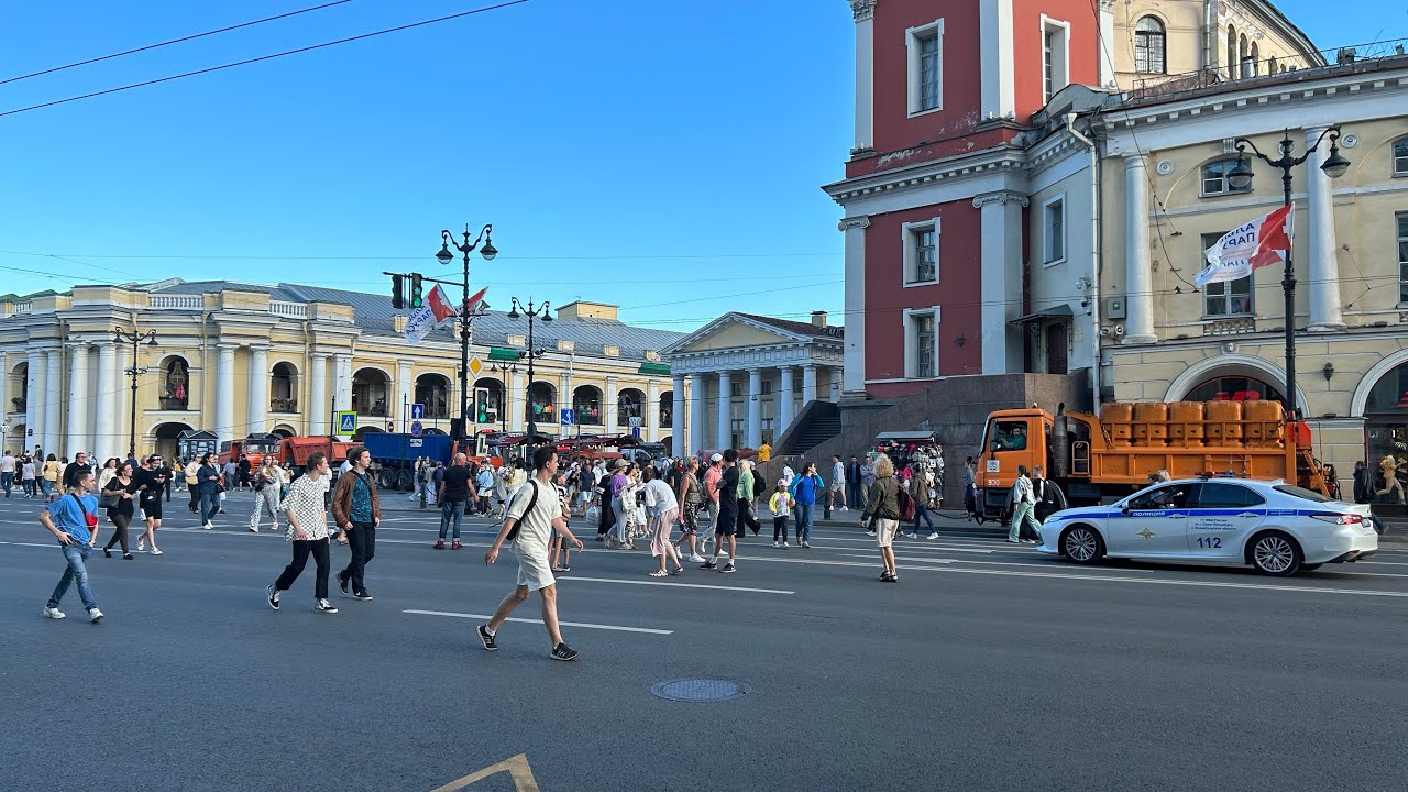 Алые паруса ул. Санкт-Петербург, когда наступит 2022 год?